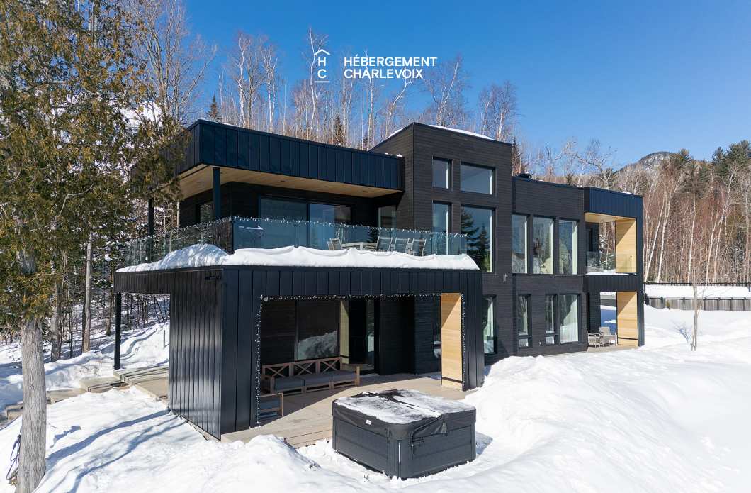 ALT-49 - Villa contemporaine offrant les splendeurs du St-Laurent!